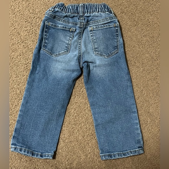 NWOT Old Navy Straight Leg Jeans with Adjustable waist - Picture 3 of 4